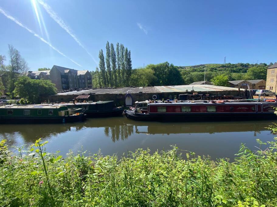Bowie'S Abode Sowerby Bridge Exterior foto